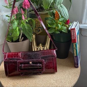 Skinned Shoulder Bag